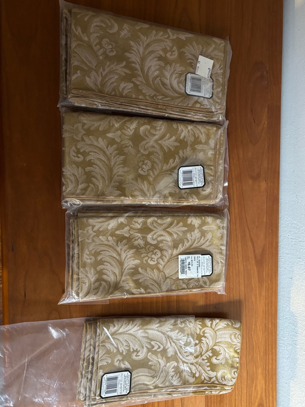 Vintage W-C Designs Damask Cloth Napkins Gold Set of 4 X 4 Packages